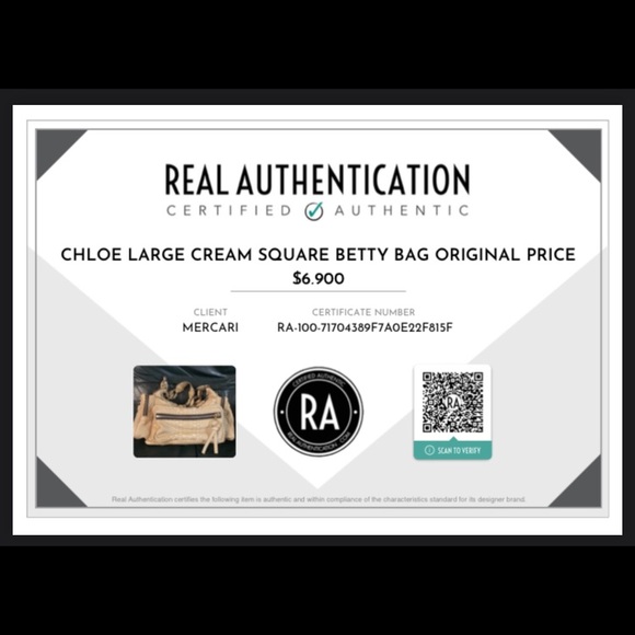 Authentic Vintage CHLOE Large Cream Python Square Betty Bag see certifi… - Picture 2 of 10